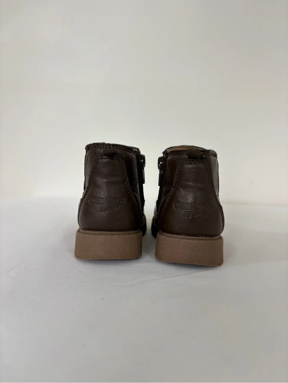 SOLD Oshkosh B'gosh Dark Brown Kids Chelsea Boots - Toddler Size 7